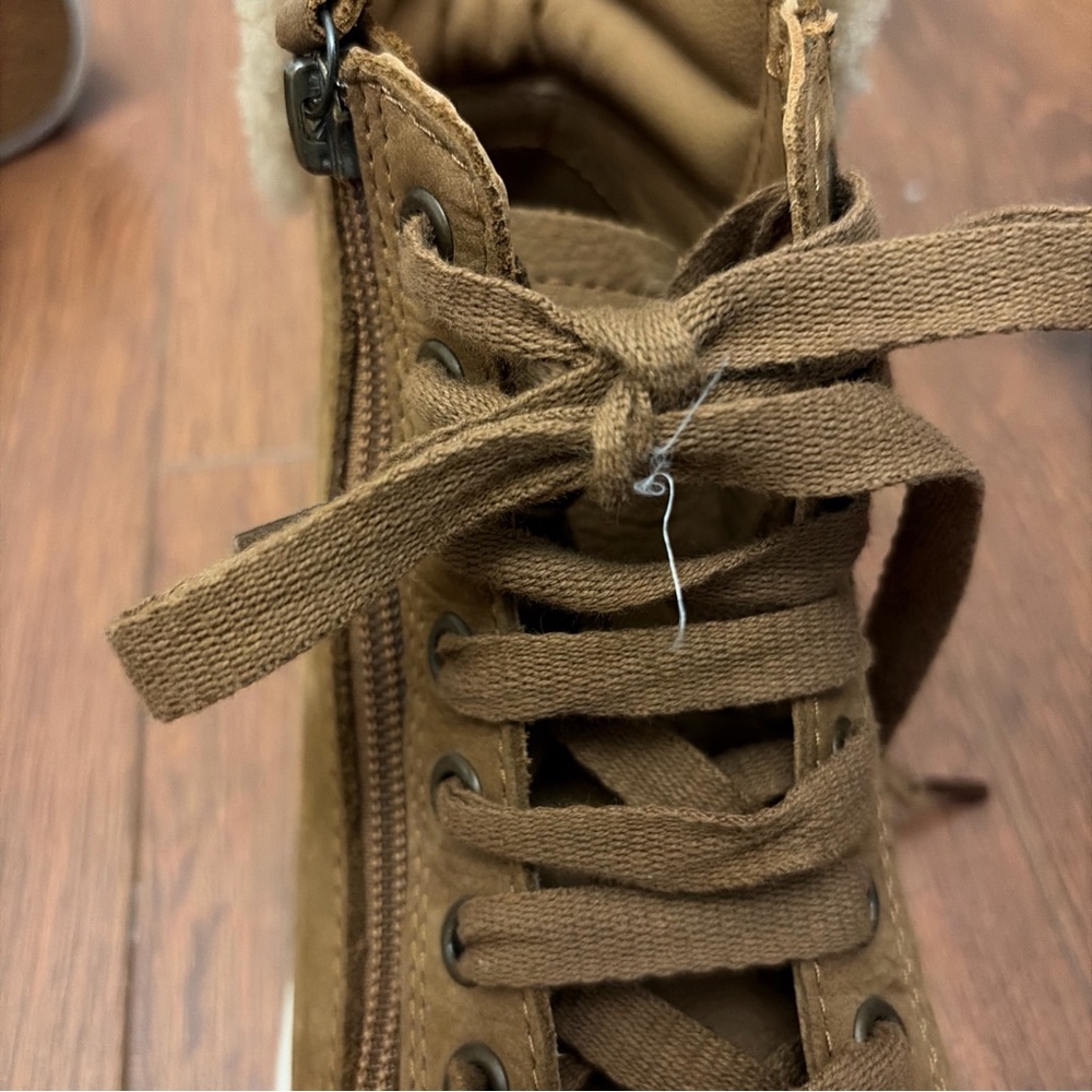 VGUC | UGG Women's Chestnut Leather High-Top Sneakers 1019716 - Picture 11 of 12